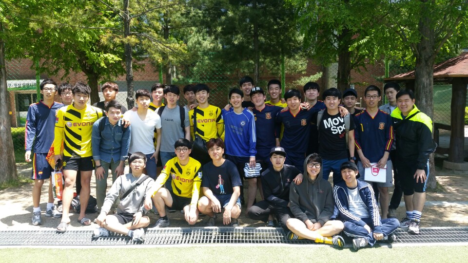 OB vs YB 축구경기! 1.jpg